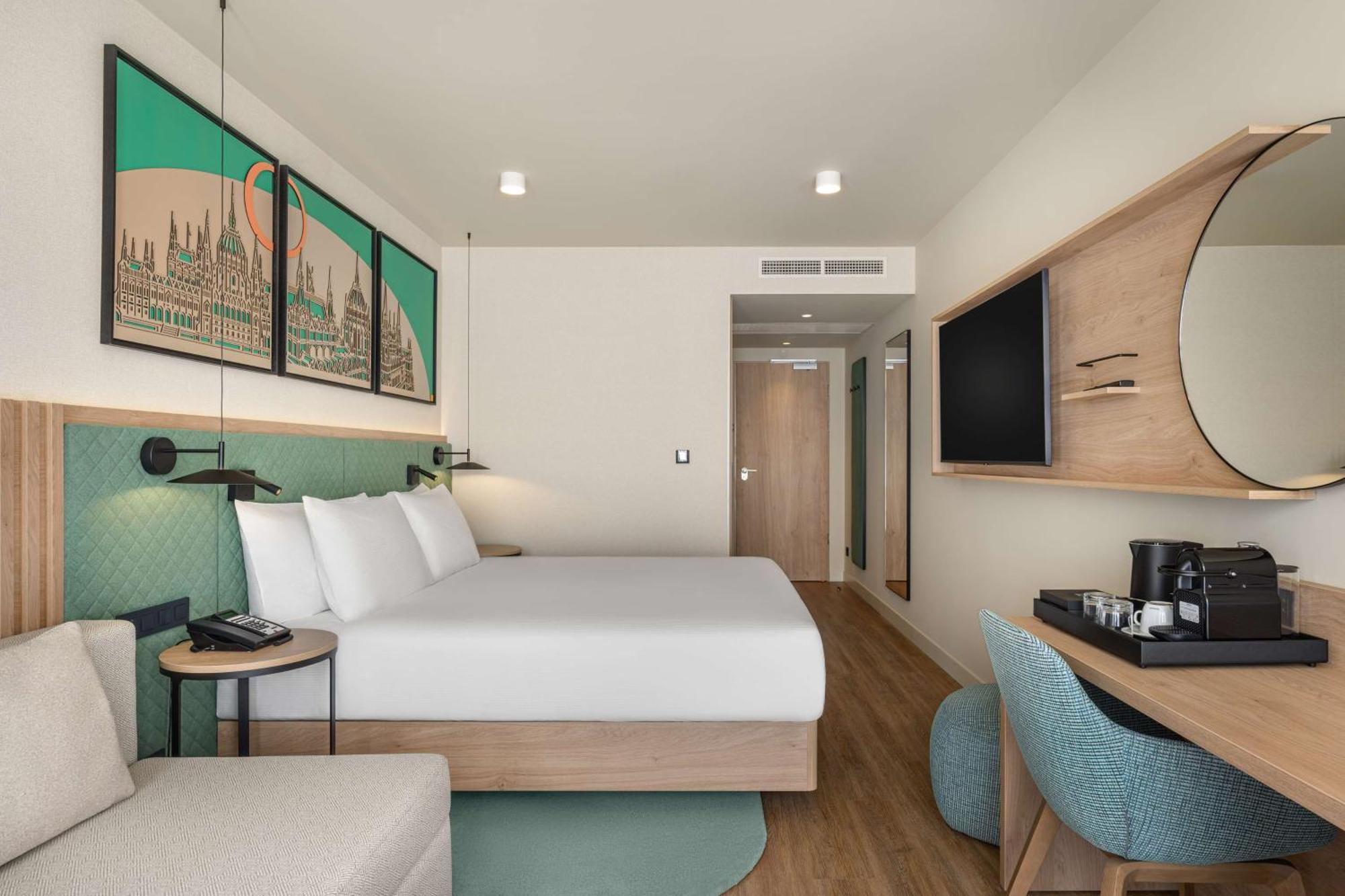 Hilton Garden Inn Debrecen City Center מראה חיצוני תמונה
