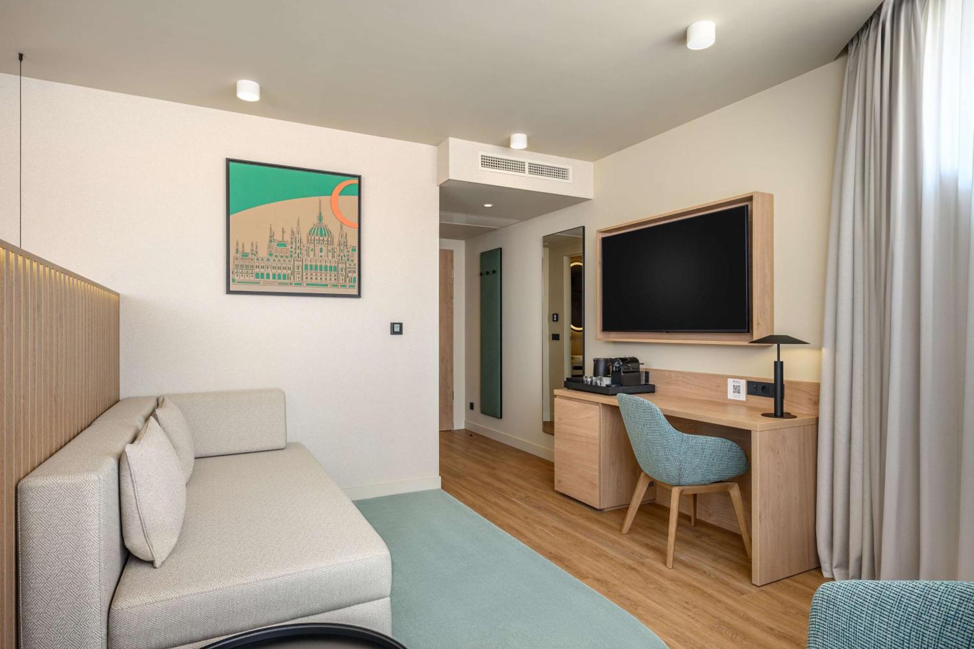 Hilton Garden Inn Debrecen City Center מראה חיצוני תמונה