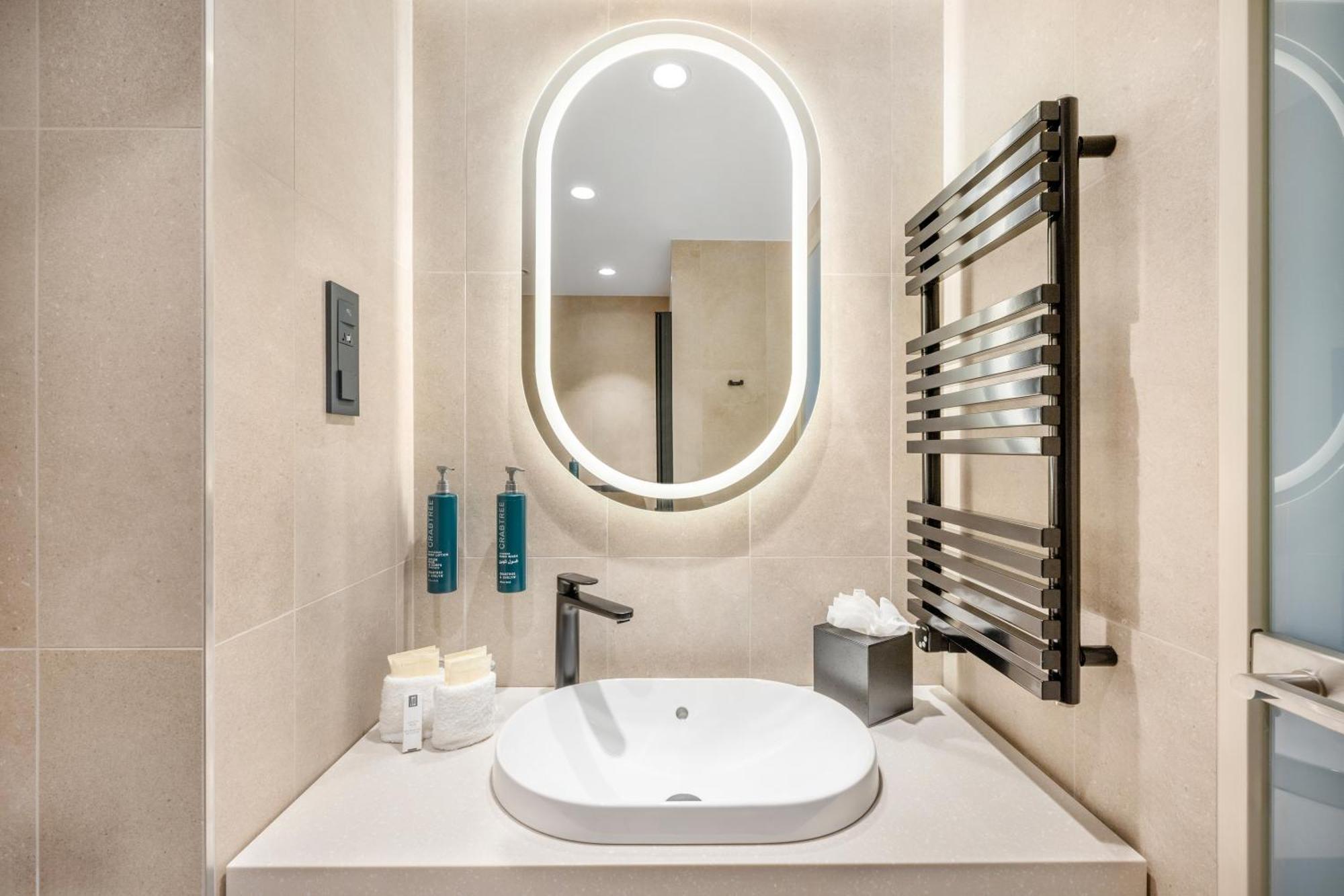Hilton Garden Inn Debrecen City Center מראה חיצוני תמונה