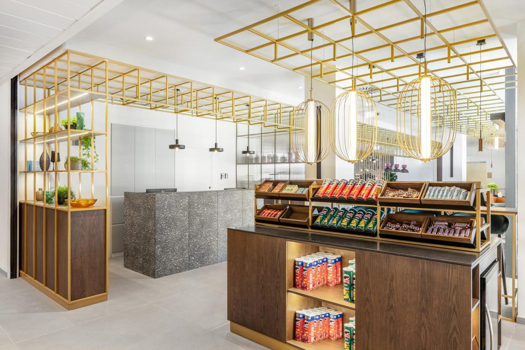 Hilton Garden Inn Debrecen City Center מראה חיצוני תמונה