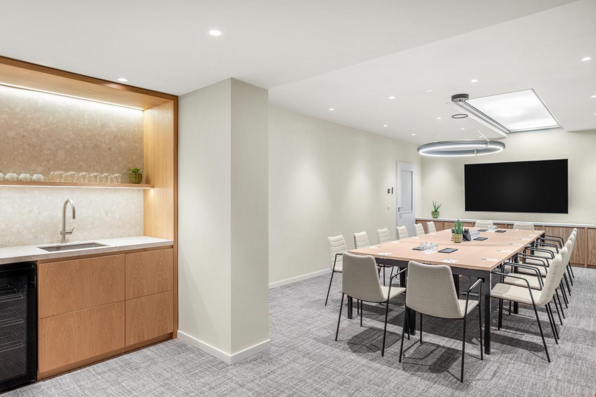 Hilton Garden Inn Debrecen City Center מראה חיצוני תמונה