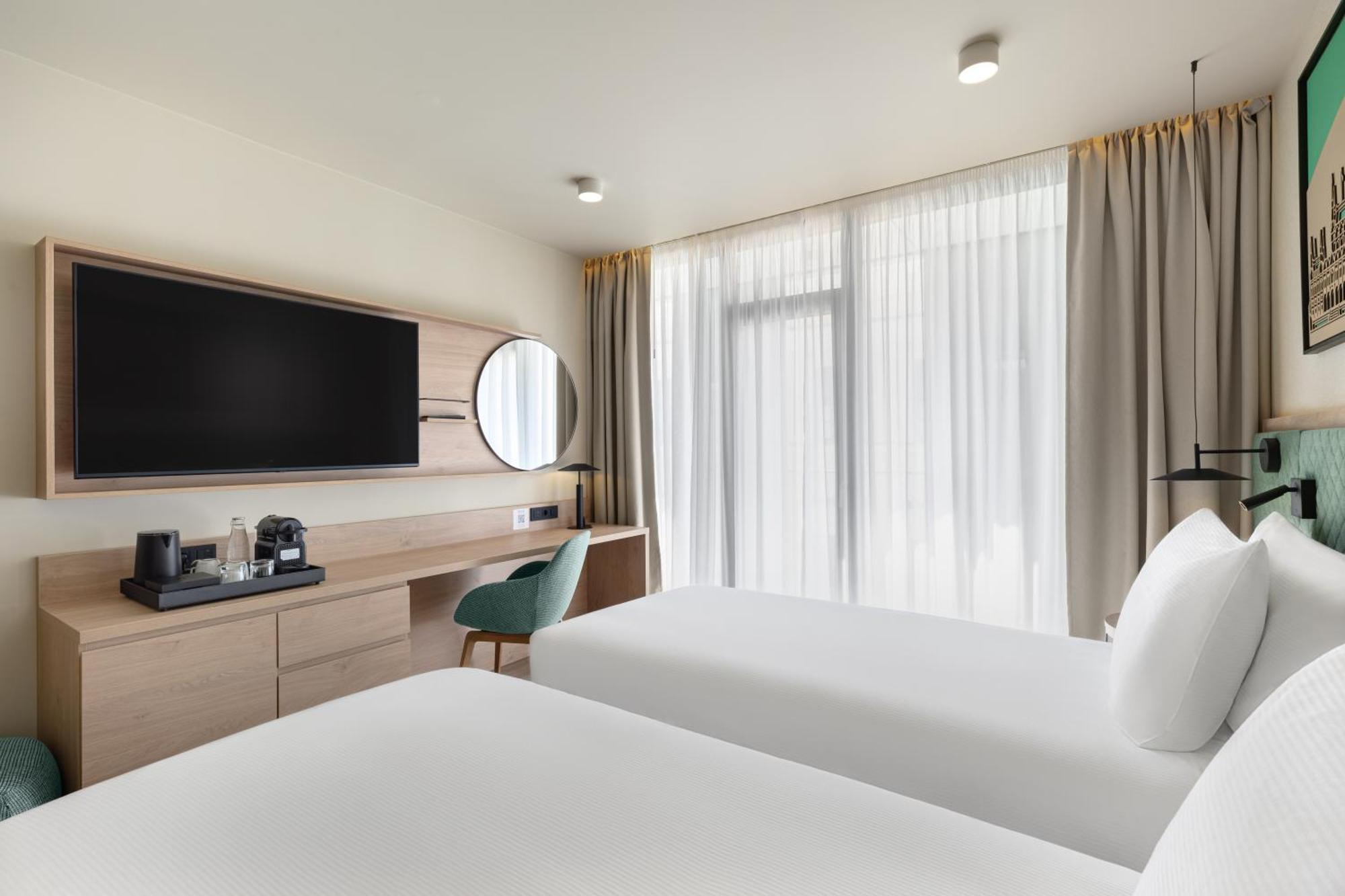 Hilton Garden Inn Debrecen City Center מראה חיצוני תמונה