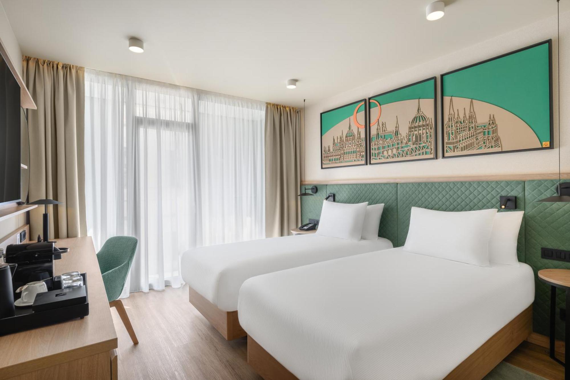 Hilton Garden Inn Debrecen City Center מראה חיצוני תמונה